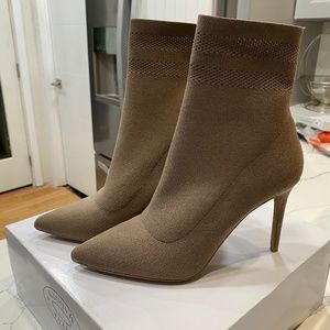Sexy sock bootie